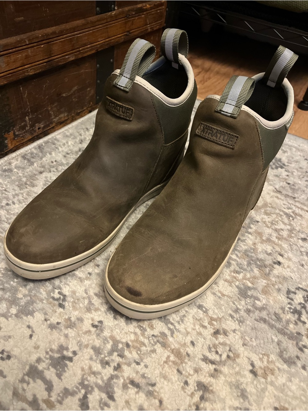 Women’s olive green Xtratuf